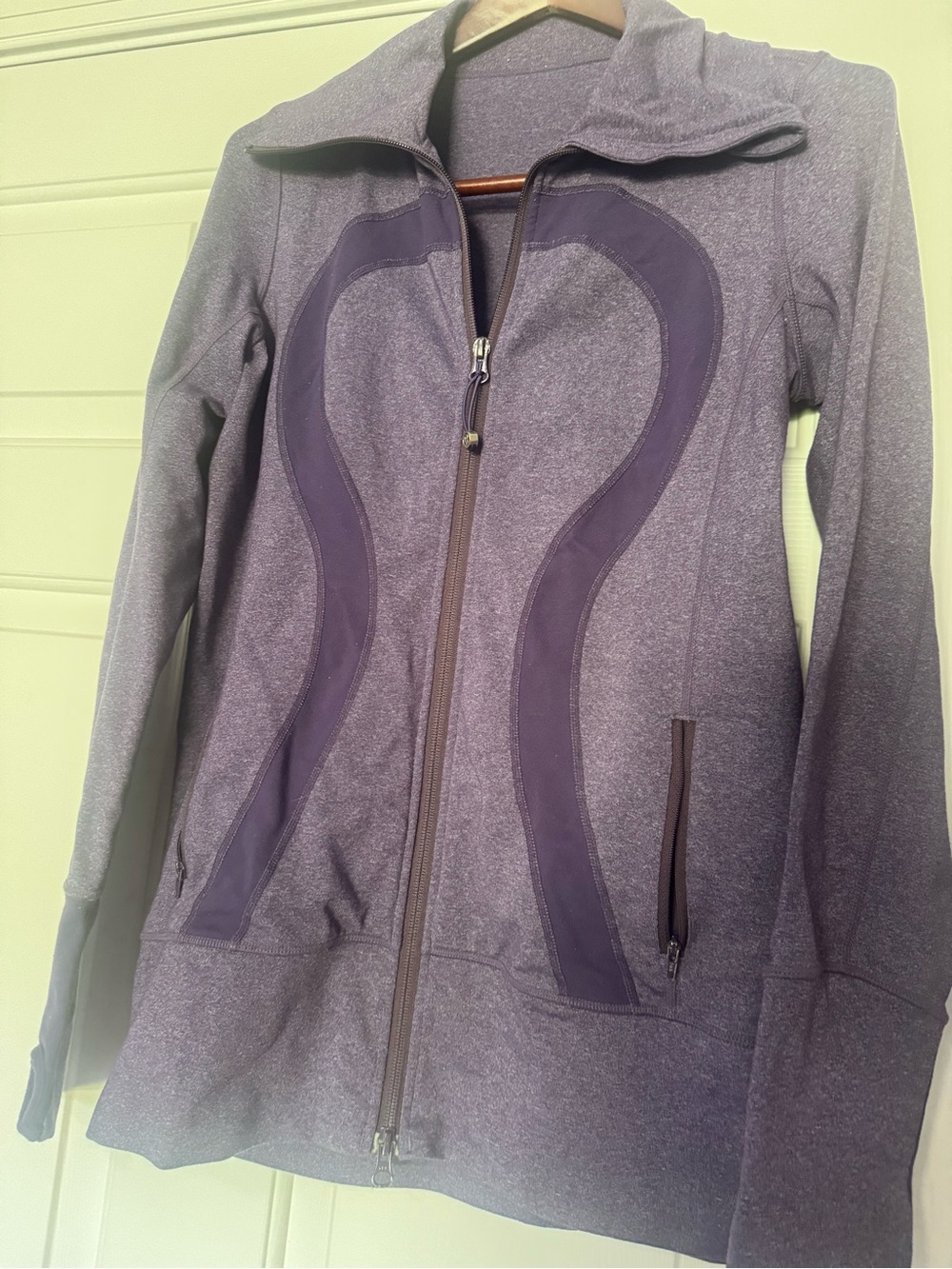 Lululemon Women’s Purple Heathered In Stride Jacket Zip Jacket size large 10/12